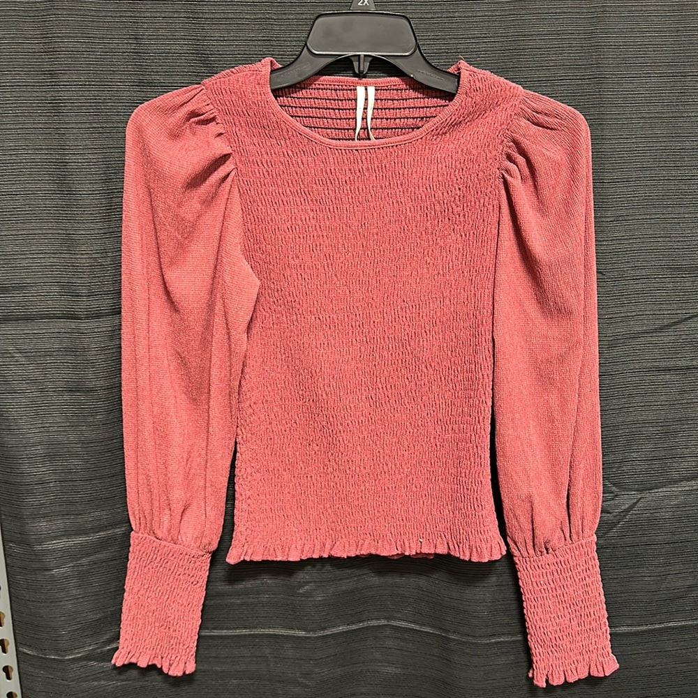 Anthropologie Smocked Maroon Puff-Sleeved Top Size S‎ / box 22-11